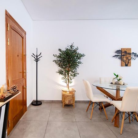 Michael'S Seaside Homely Apartment In Várkiza Exteriér fotografie